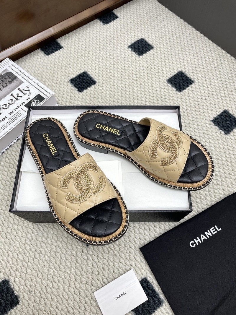 Ch**el slippers